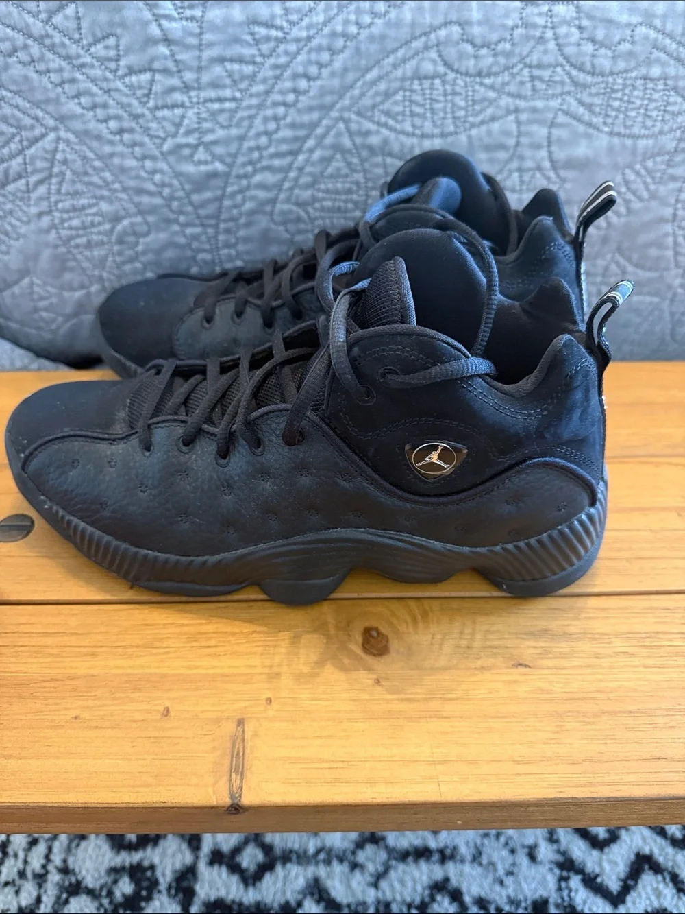 Jordan Men's Black Athletic Basketball Shoes with Subtle Metallic Logo